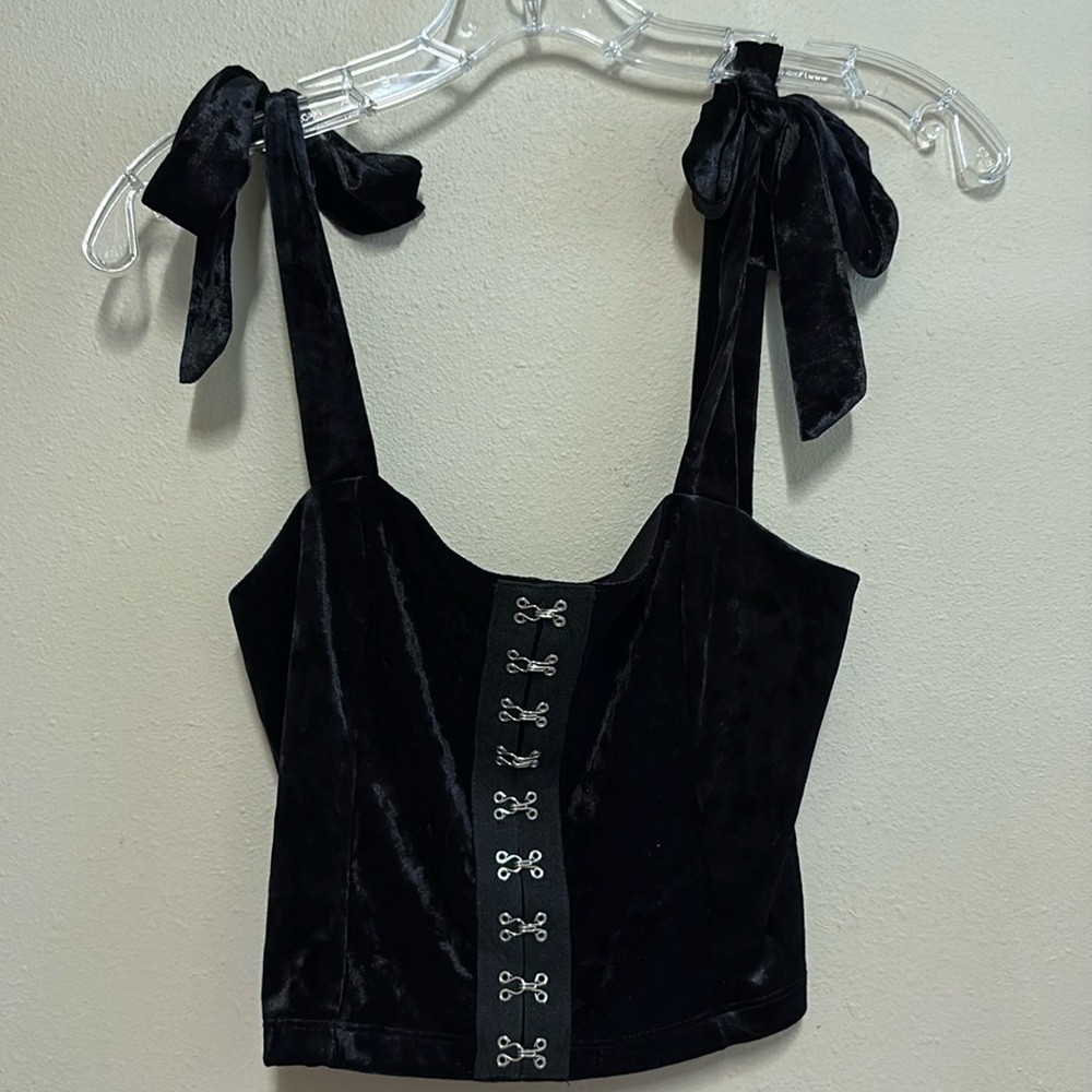 NWT! Forever 21 Black faux Velvet Corset Bustier Crop